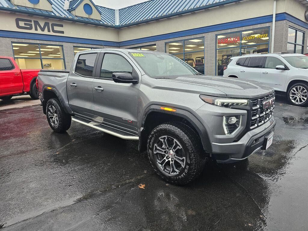 2024 GMC Canyon
