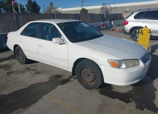 2000 TOYOTA Camry