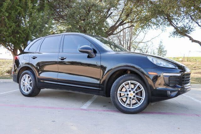 2016 PORSCHE Cayenne