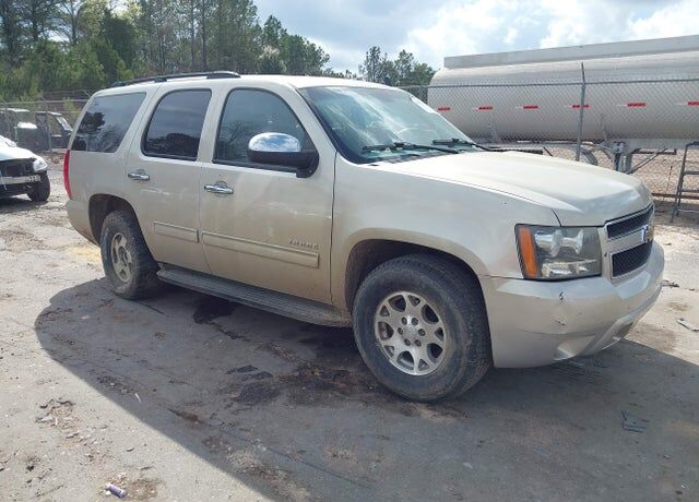 2010 CHEVROLET Tahoe