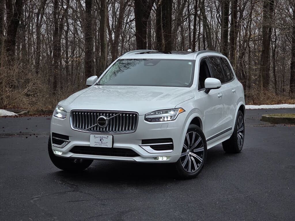 2024 VOLVO XC90