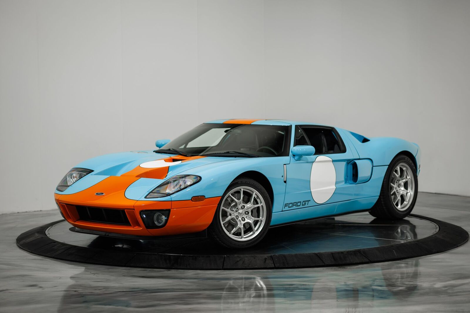 2006 FORD GT