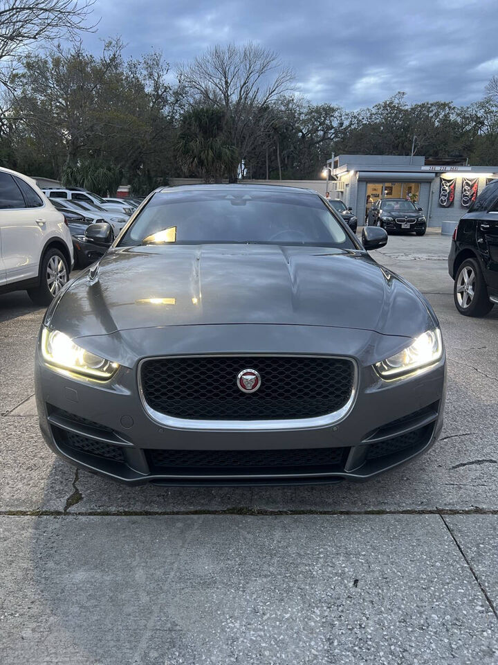 2017 JAGUAR XE