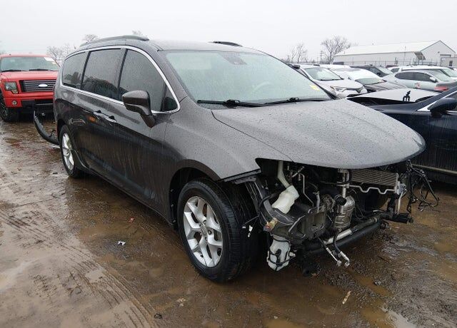 2019 CHRYSLER Pacifica