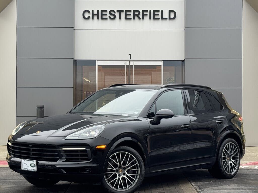 2023 PORSCHE Cayenne