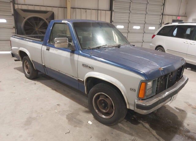 1990 DODGE Dakota