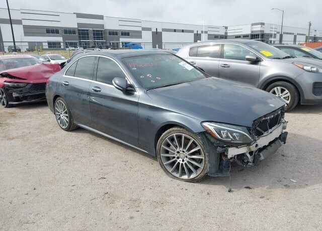 2015 MERCEDES-BENZ C-Class