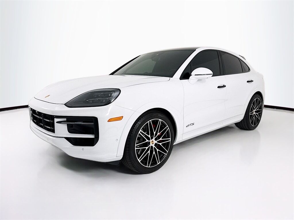 2025 PORSCHE Cayenne