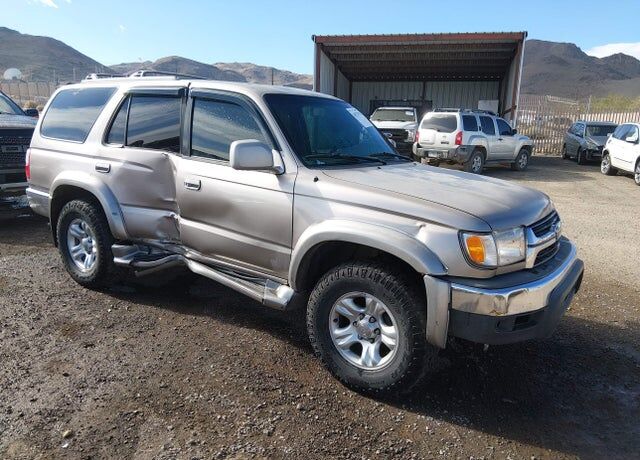 2002 TOYOTA 4-Runner