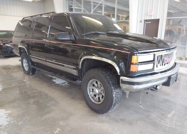 GMC Suburban