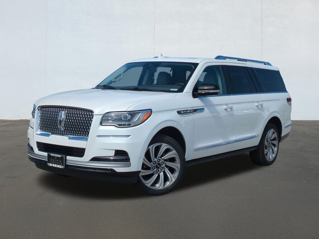 2022 LINCOLN Navigator L