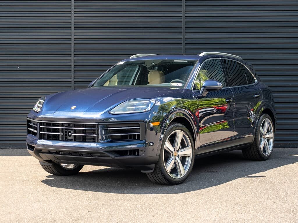 2026 PORSCHE Cayenne