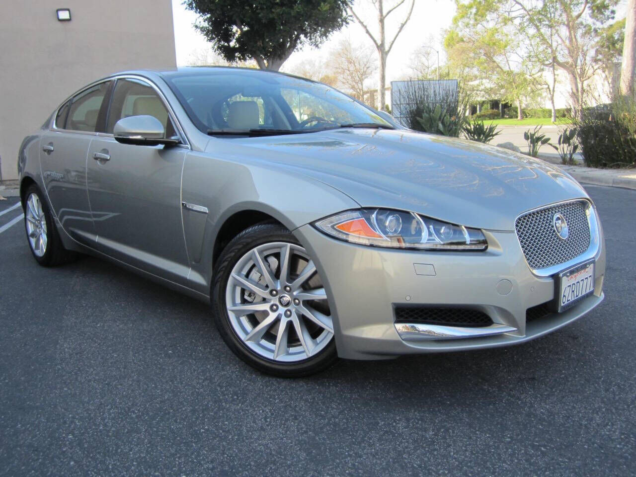 2013 JAGUAR XF