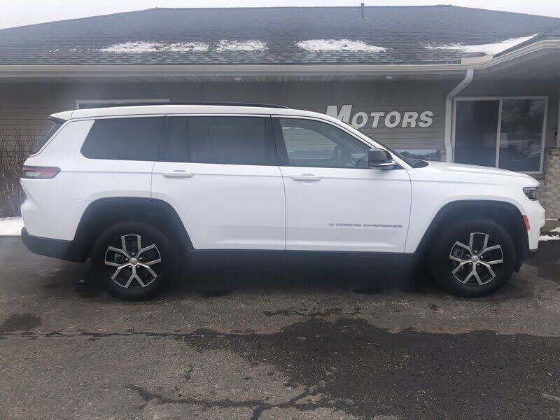 2024 JEEP Grand Cherokee L