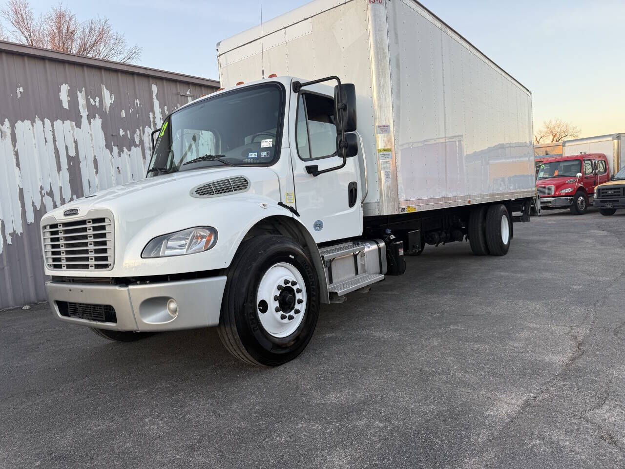2022 FREIGHTLINER M2