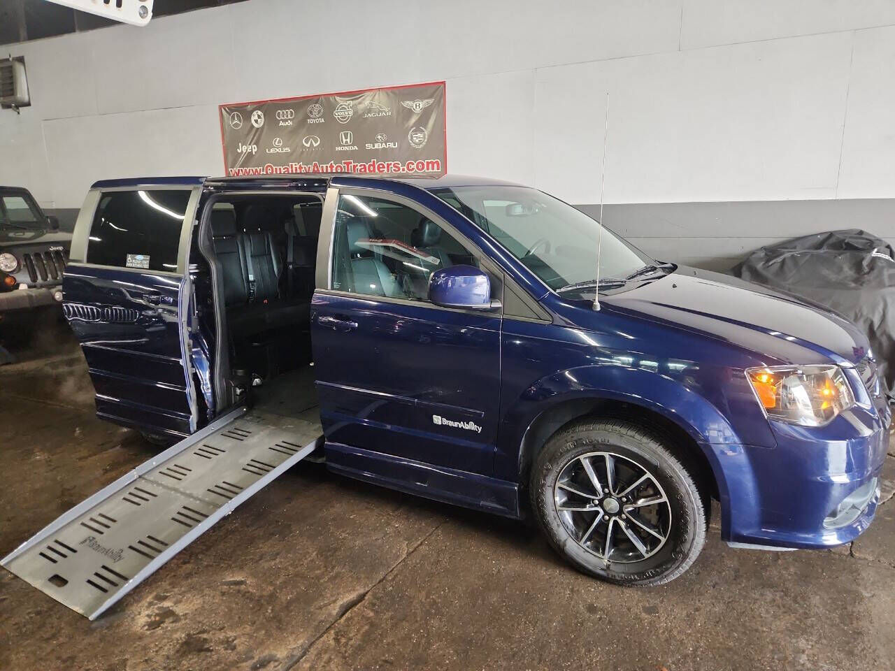 2015 DODGE Grand Caravan