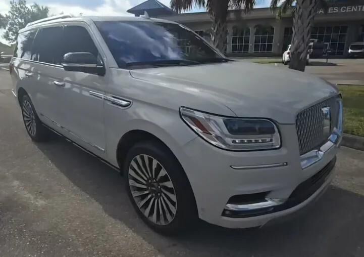 2019 LINCOLN Navigator