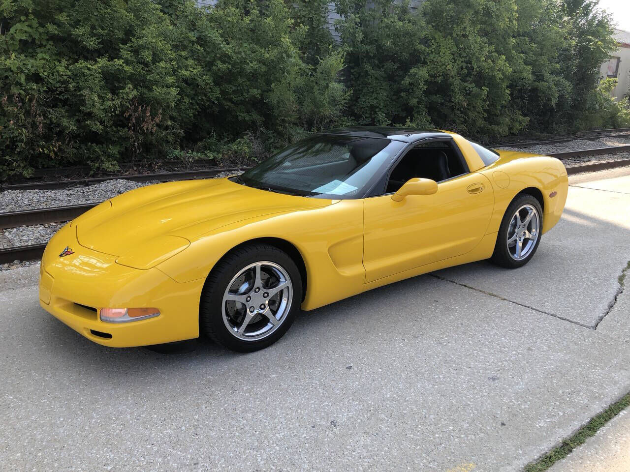 2004 CHEVROLET Corvette