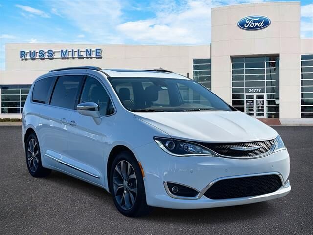 2017 CHRYSLER Pacifica