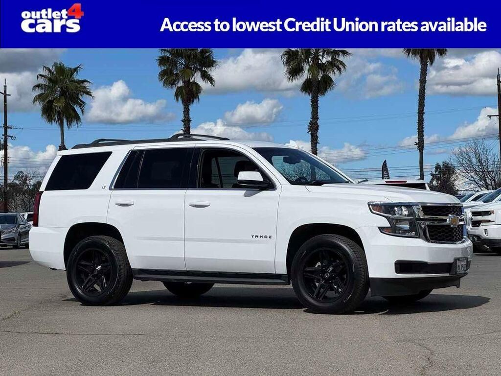 2017 CHEVROLET Tahoe