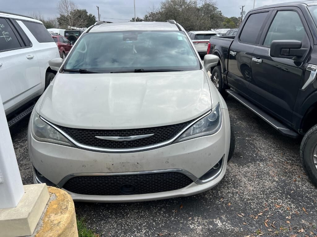 2017 CHRYSLER Pacifica