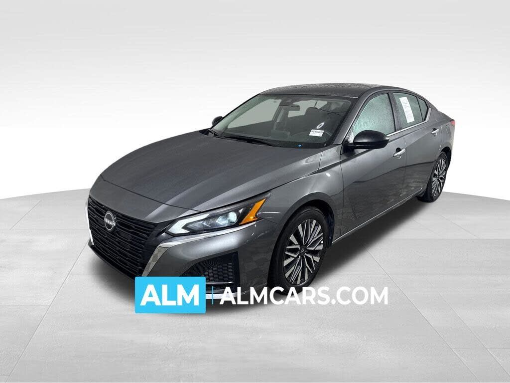 2025 NISSAN Altima