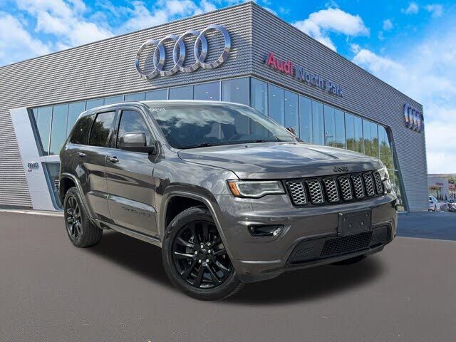 2020 JEEP Grand Cherokee