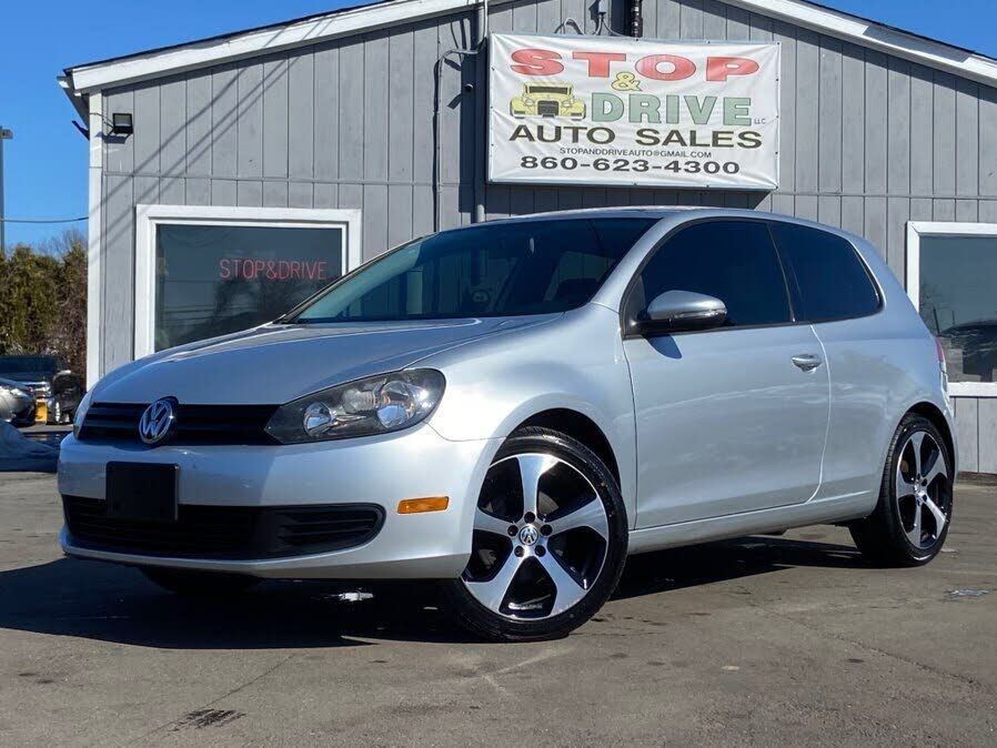 2010 VOLKSWAGEN Golf