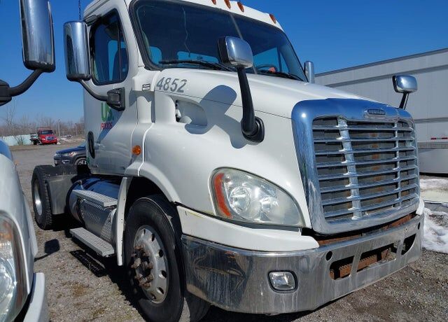 2012 FREIGHTLINER Cascadia