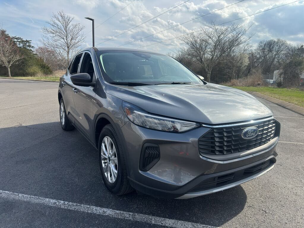 2024 FORD Escape