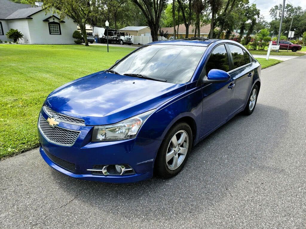 2013 CHEVROLET Cruze