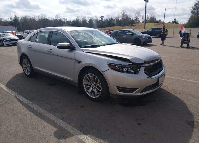 2019 FORD Taurus