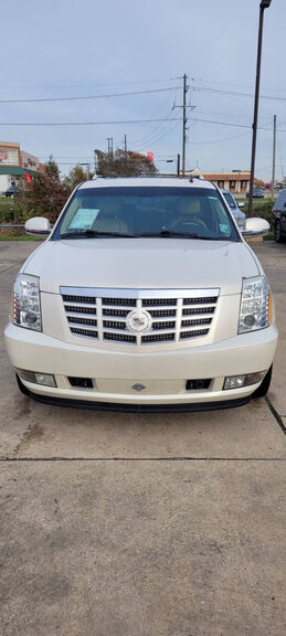 2011 CADILLAC Escalade