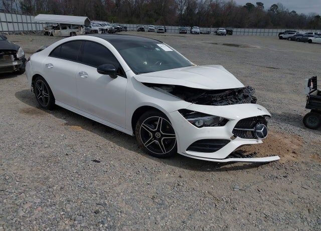 2022 MERCEDES-BENZ CLA-Class