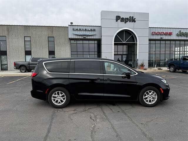 2025 CHRYSLER Pacifica