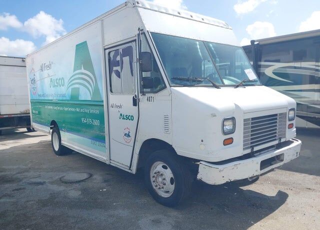 2014 FORD Commercial Chassis