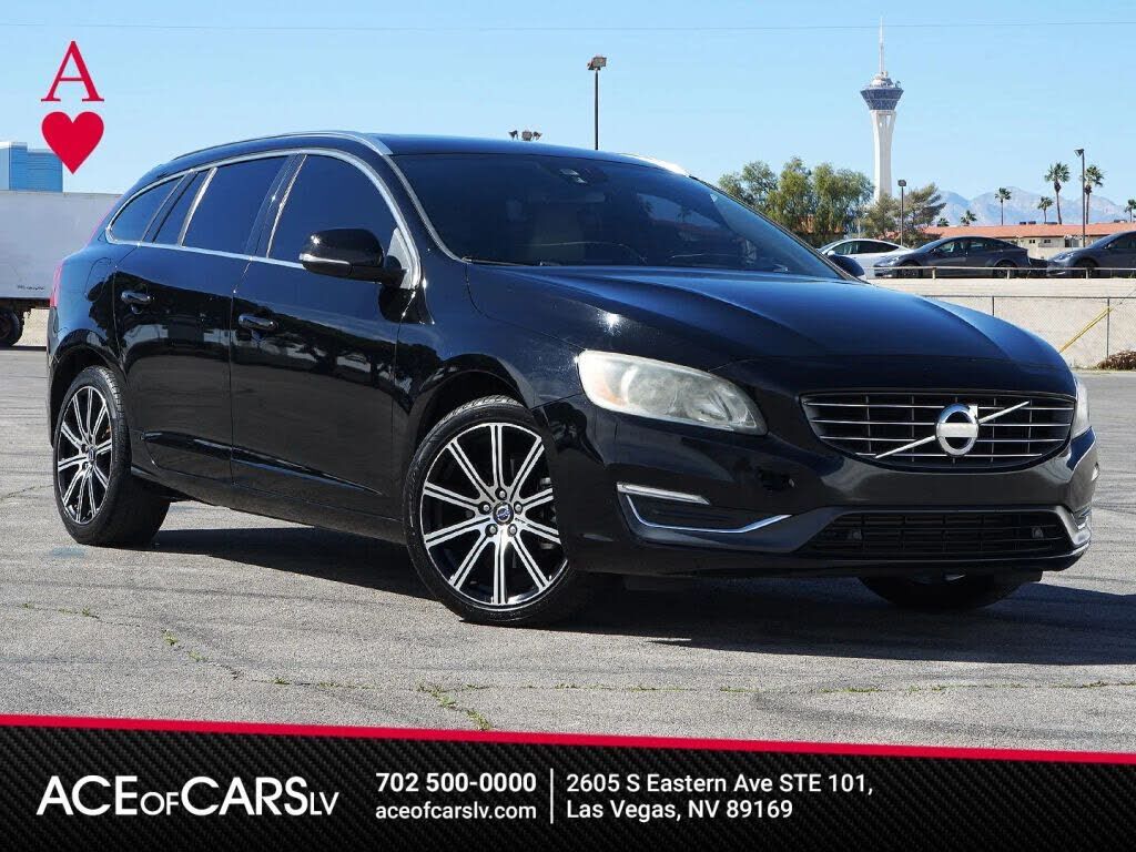 2015 VOLVO V60