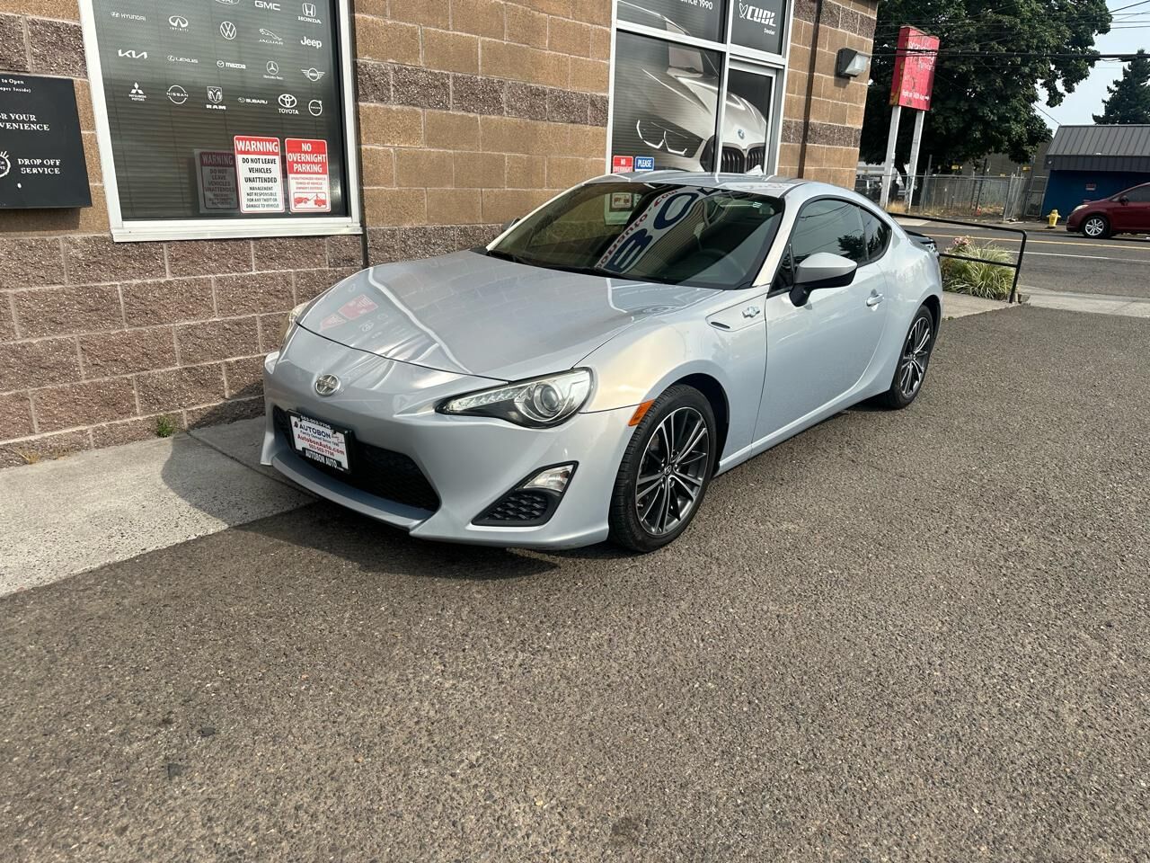 2013 TOYOTA Scion