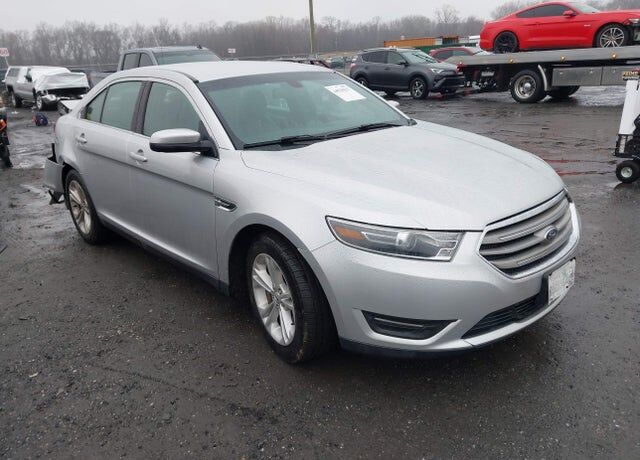 2016 FORD Taurus