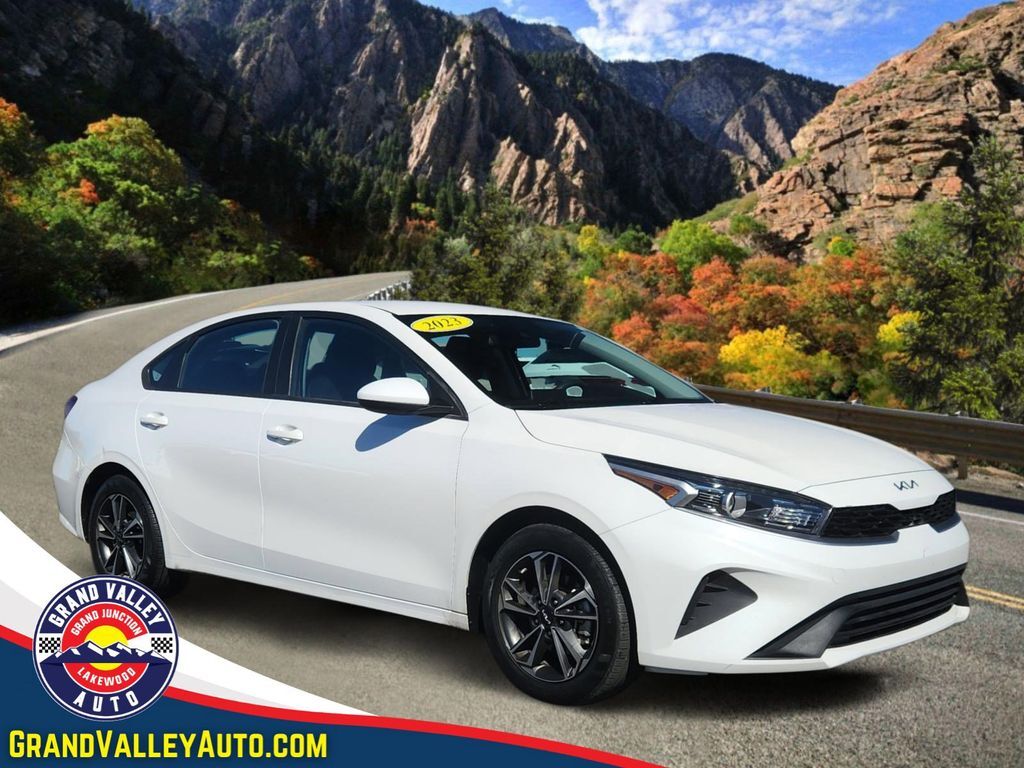2023 KIA Forte
