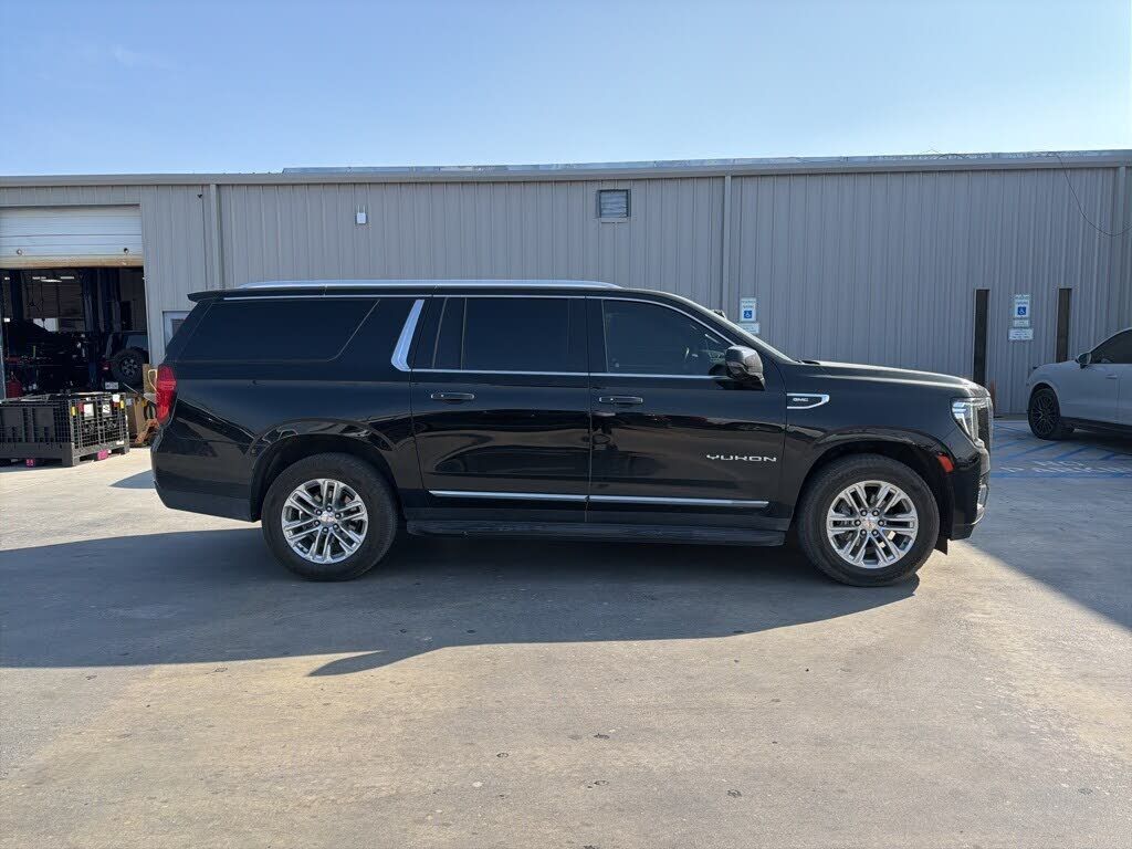 2023 GMC Yukon XL