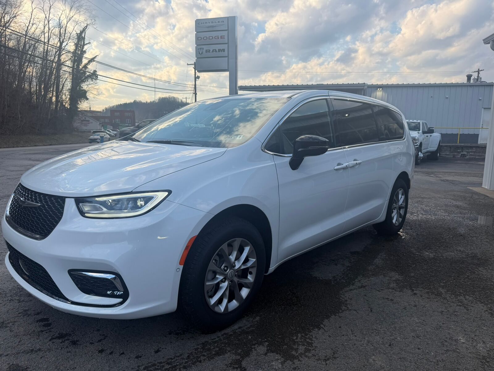 2026 CHRYSLER Pacifica