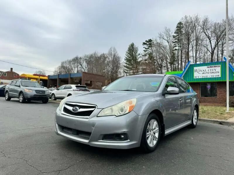 2011 SUBARU Legacy