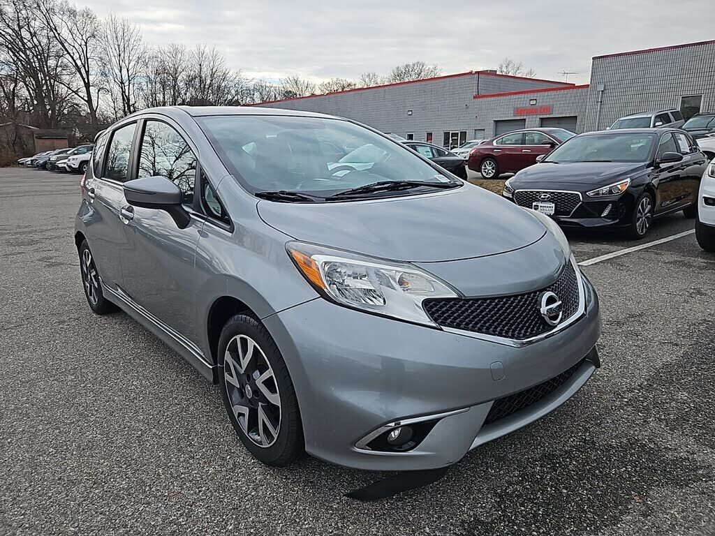 2015 NISSAN Versa