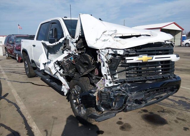 2024 CHEVROLET Silverado HD