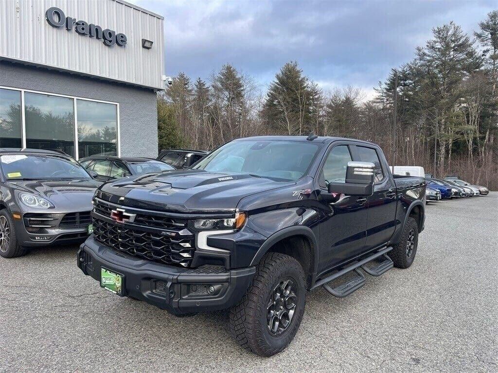 2024 CHEVROLET Silverado