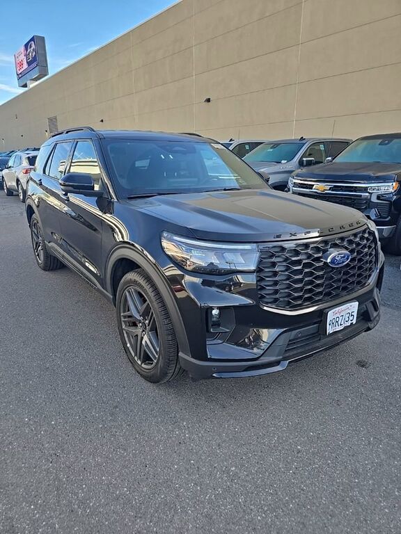 2025 FORD Explorer