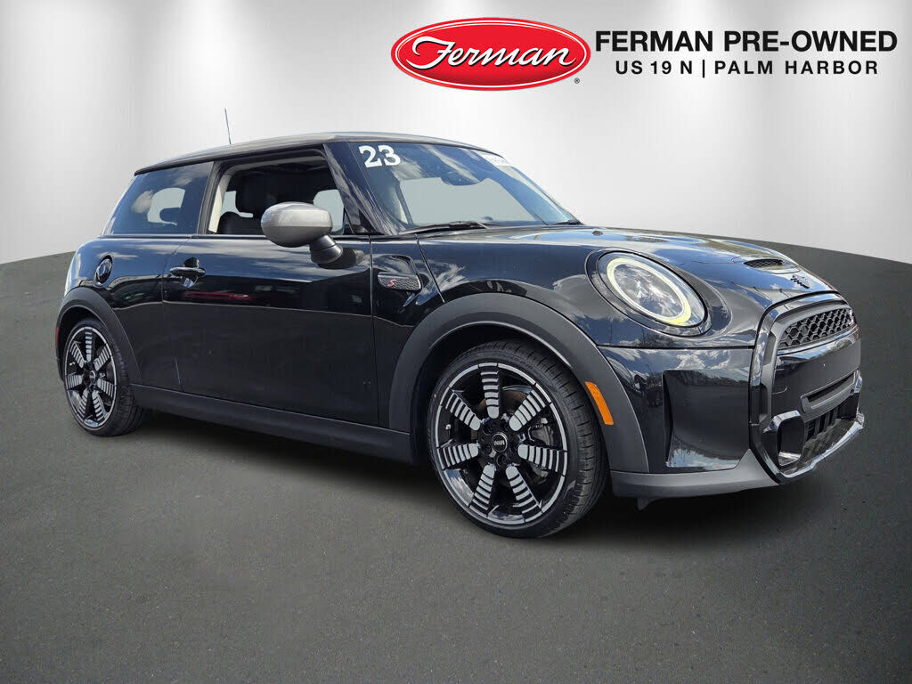 2023 MINI Hardtop