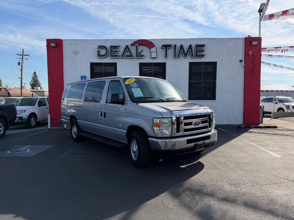 2010 FORD E-350