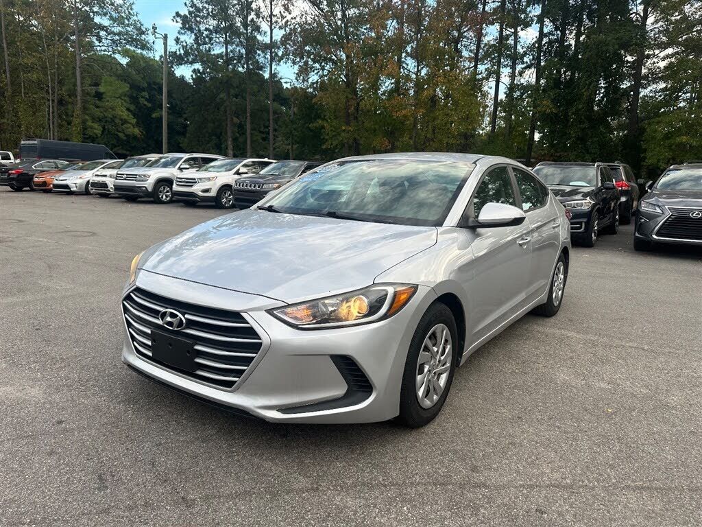2017 HYUNDAI Elantra
